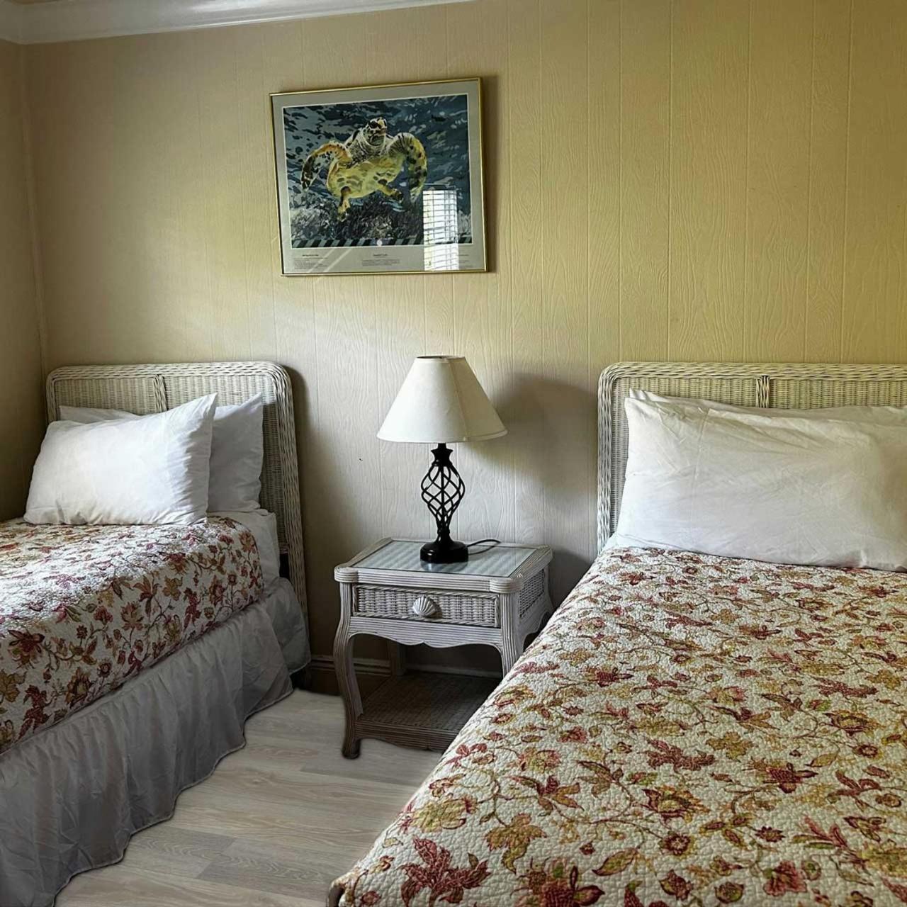Tortuga Inn Beach Resort Unit #229 布雷登顿海滩 外观 照片